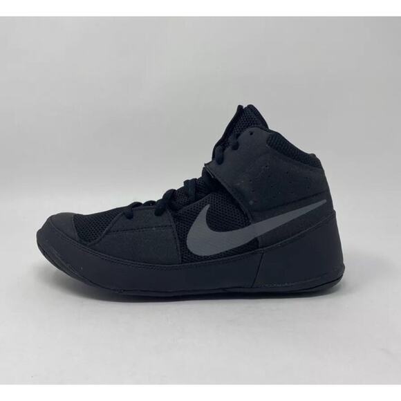 NEW Nike Men’s Fury Wrestling Shoe All Black Size 13 US - Picture 1 of 5